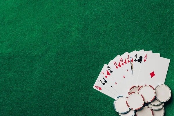 Money Train betting interface and live dealer view